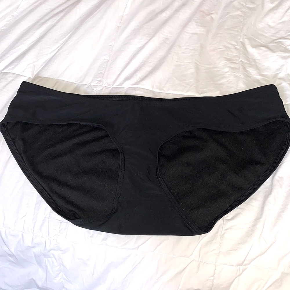 Kimi + Kai maternity swim